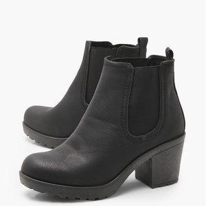 Brand new Chunky heel booties